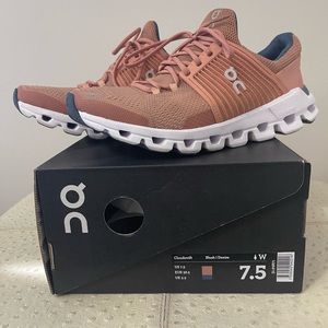 ON RUNNING Cloudwift Women’s Sneakers